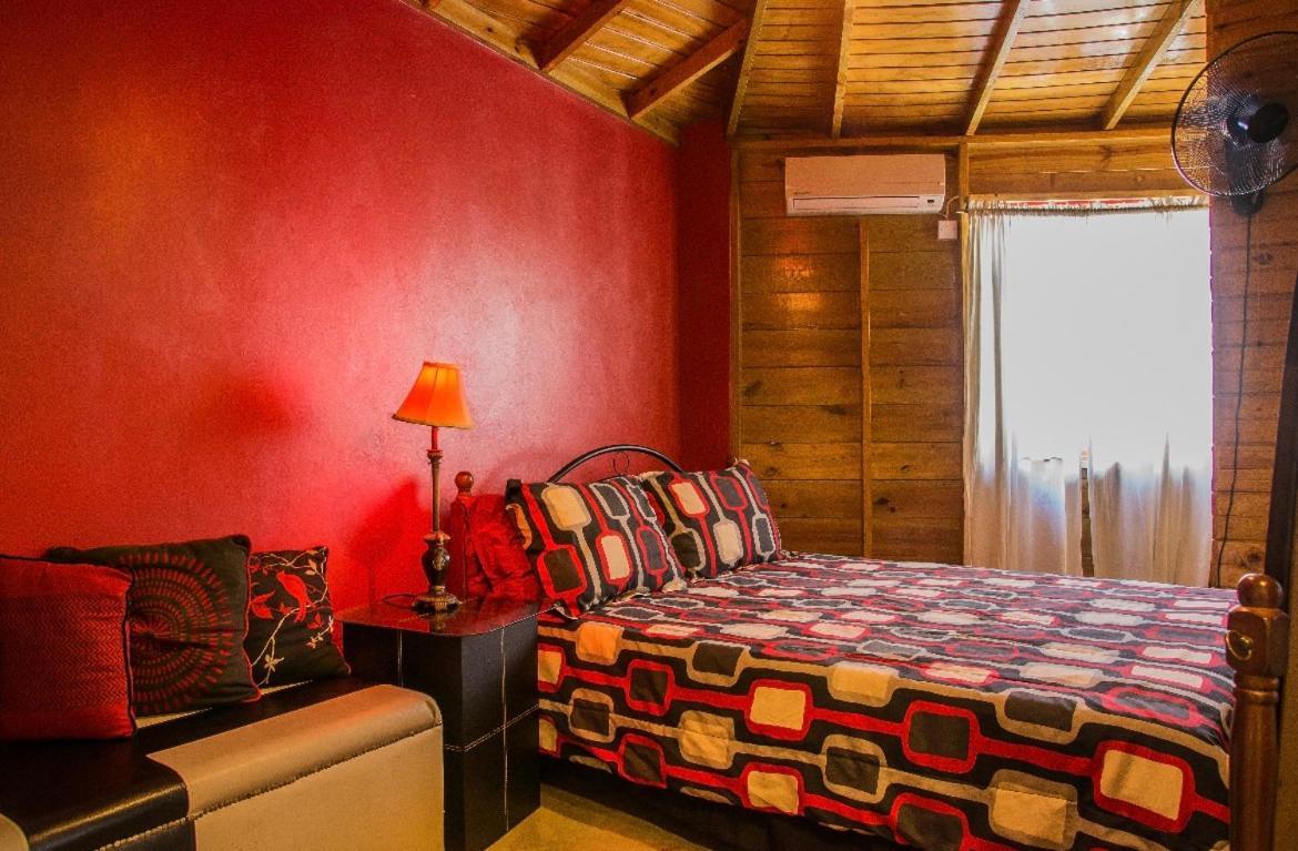 One32 Guest House Kingston Extérieur photo